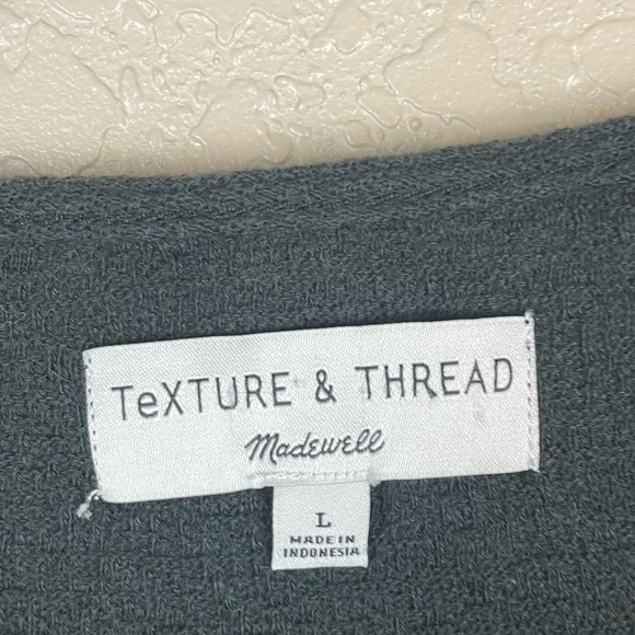 Madewell texture & thread crochet sleeve top - Picture 5 of 5